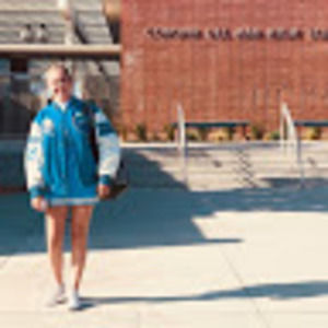 Meet your Posher, Macie